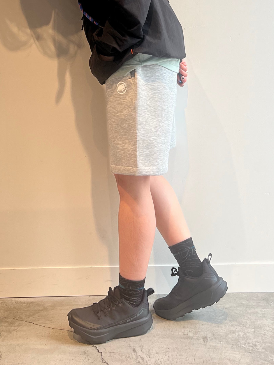 新作のDyno shortsでお散歩コーデ🐶 ニシハラマキ