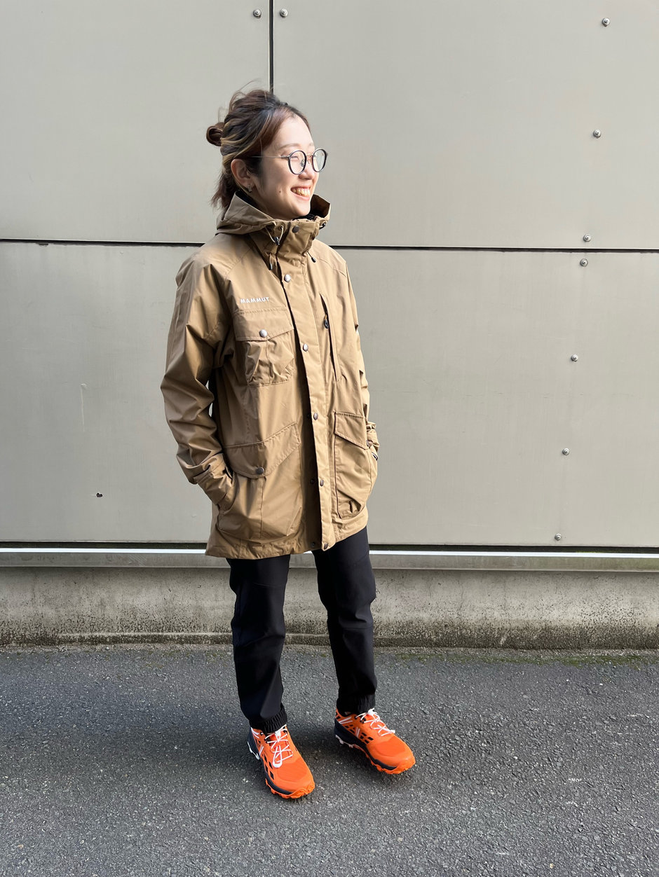 ベーシックカラーのアクティブスタイル Ito