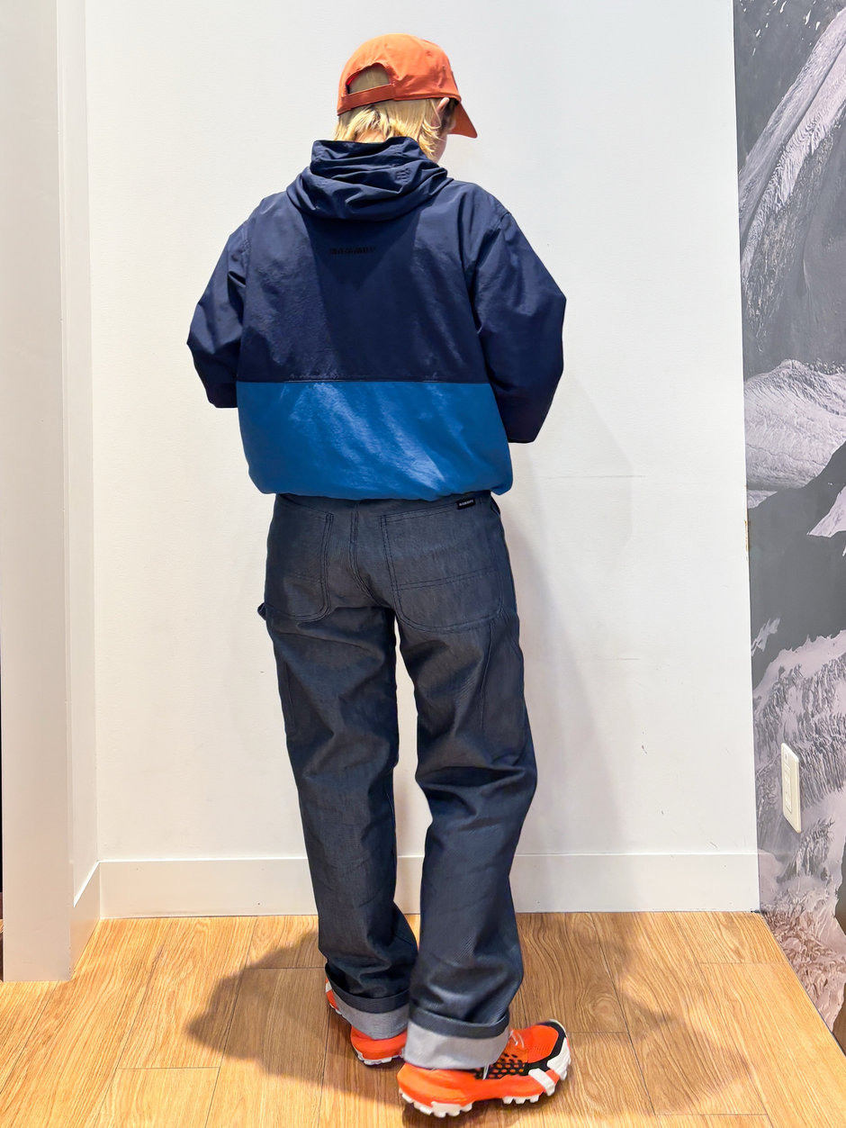 ハーフジップのウィンドブレーカー ほの