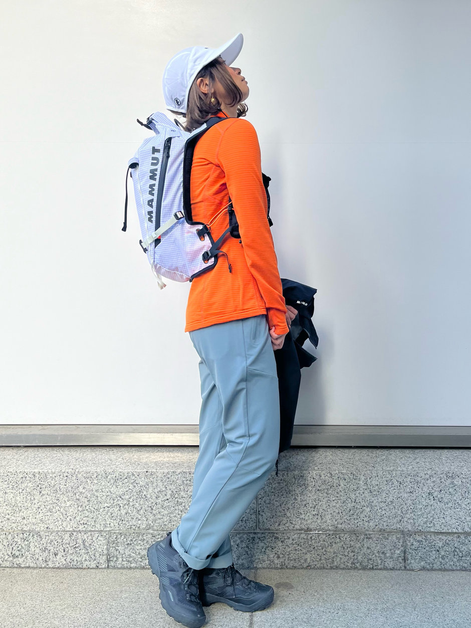 雪が溶けてきた低山にそろそろ行こうかな、という日のコーディネート asa