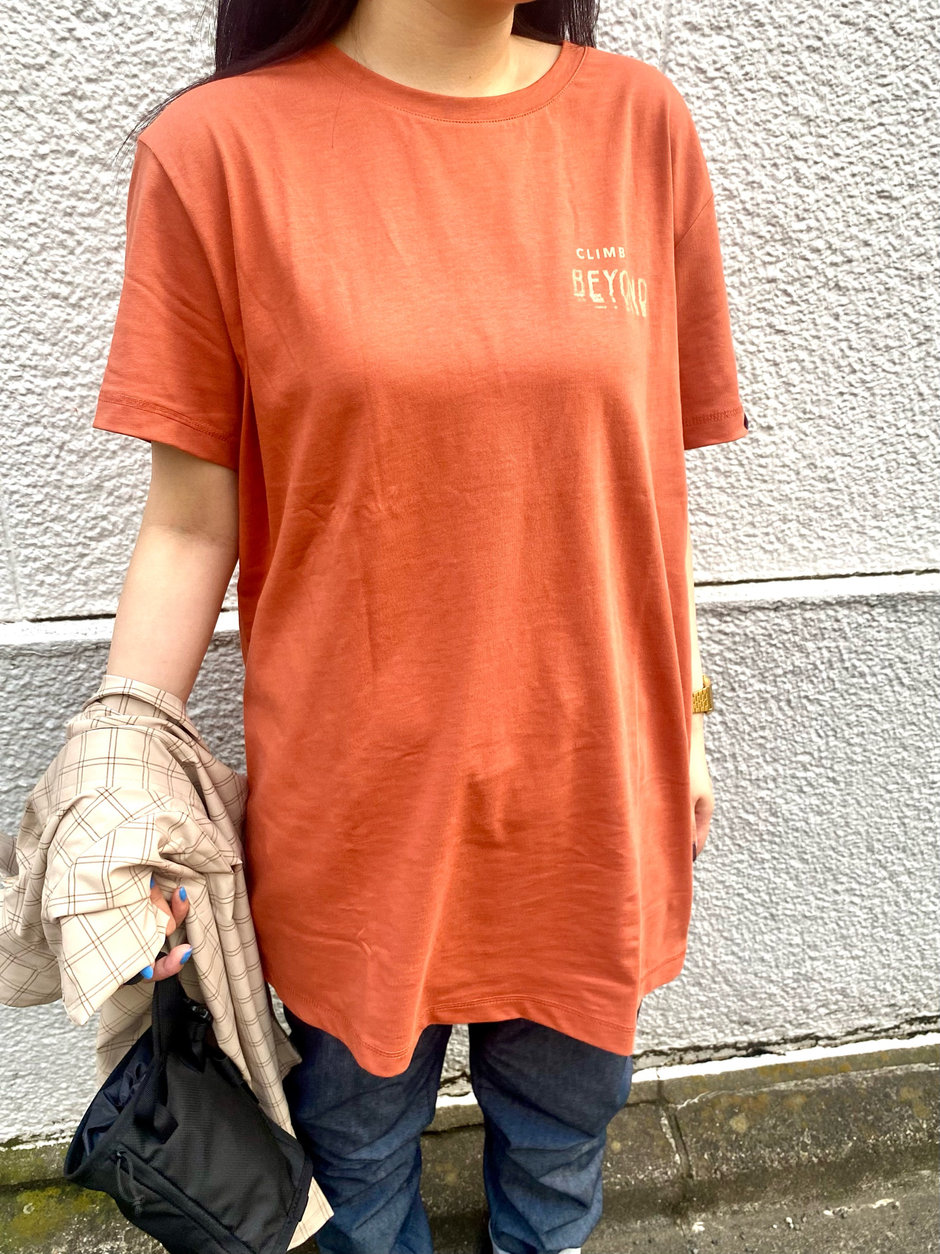 ラフにタウンコーデ aki