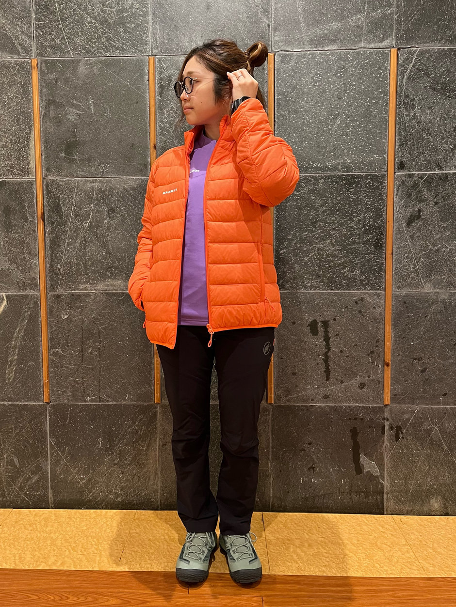 ビビットカラーコーデ Ito