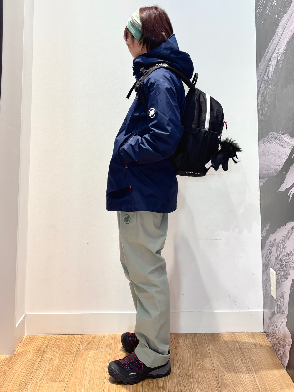 ちょっと軽くハイキングへ ほの