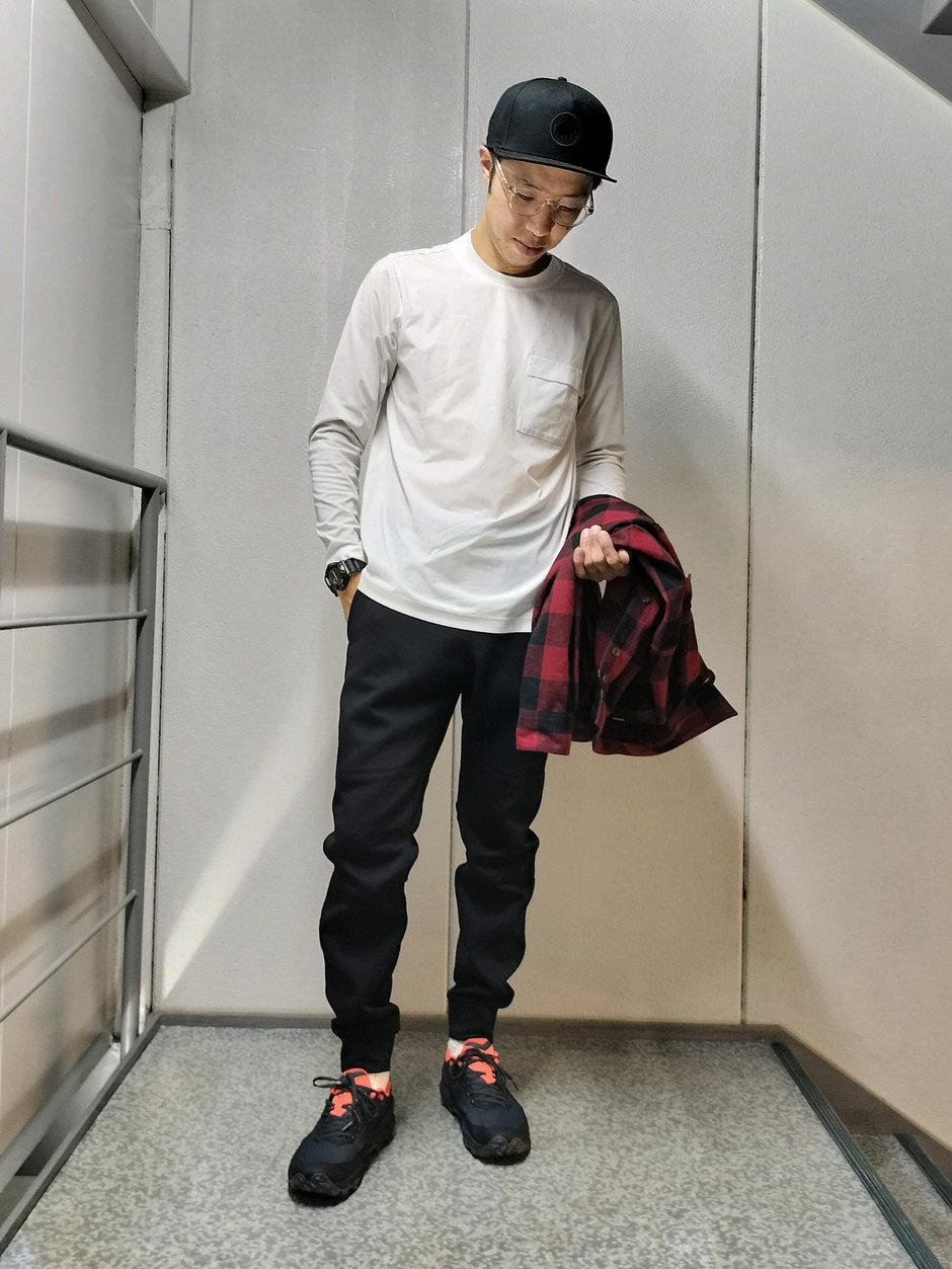 シャツ+スウェットパンツ まえちゃん