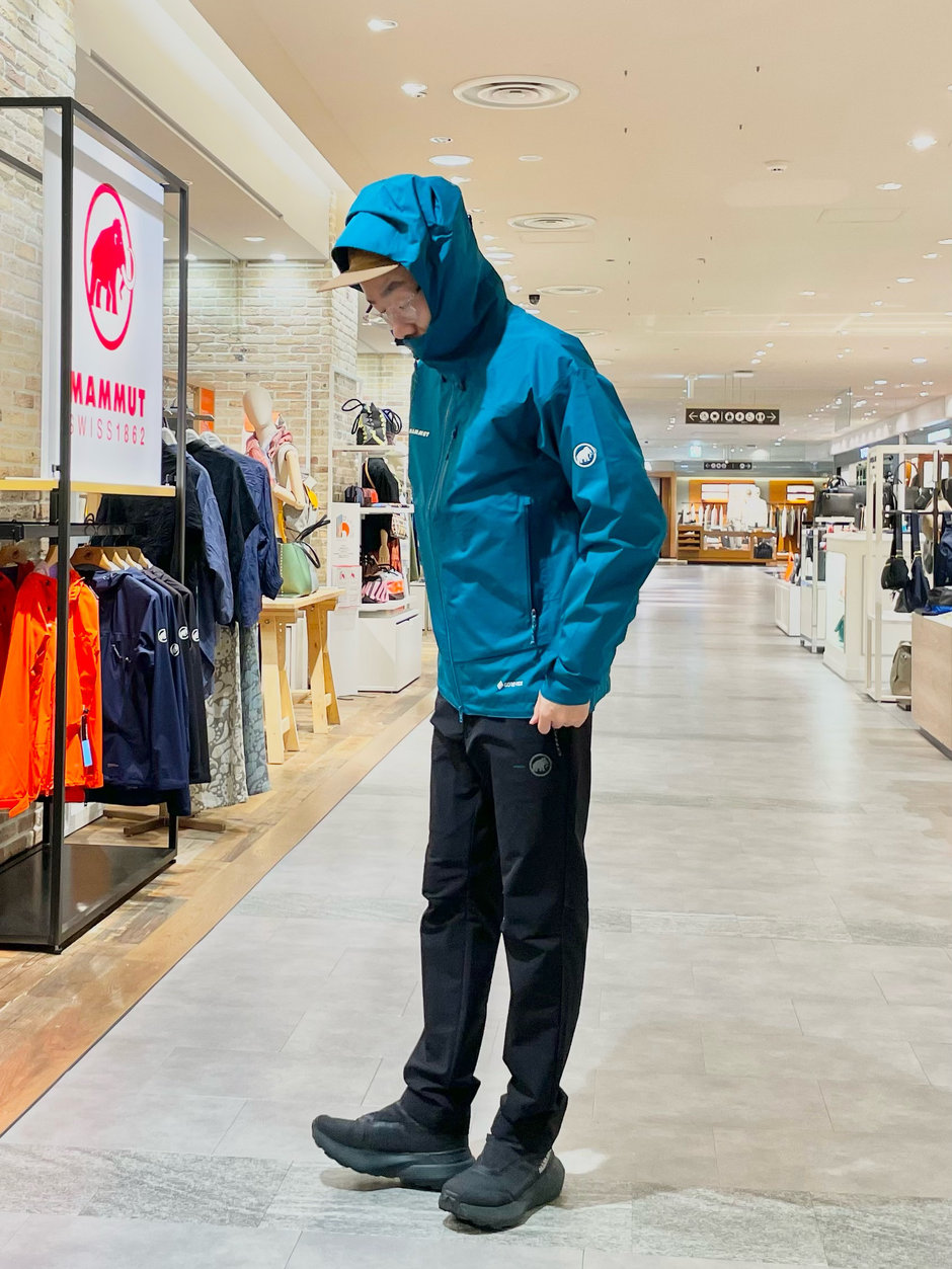 意外に合わせやすいブルー E!KAWA