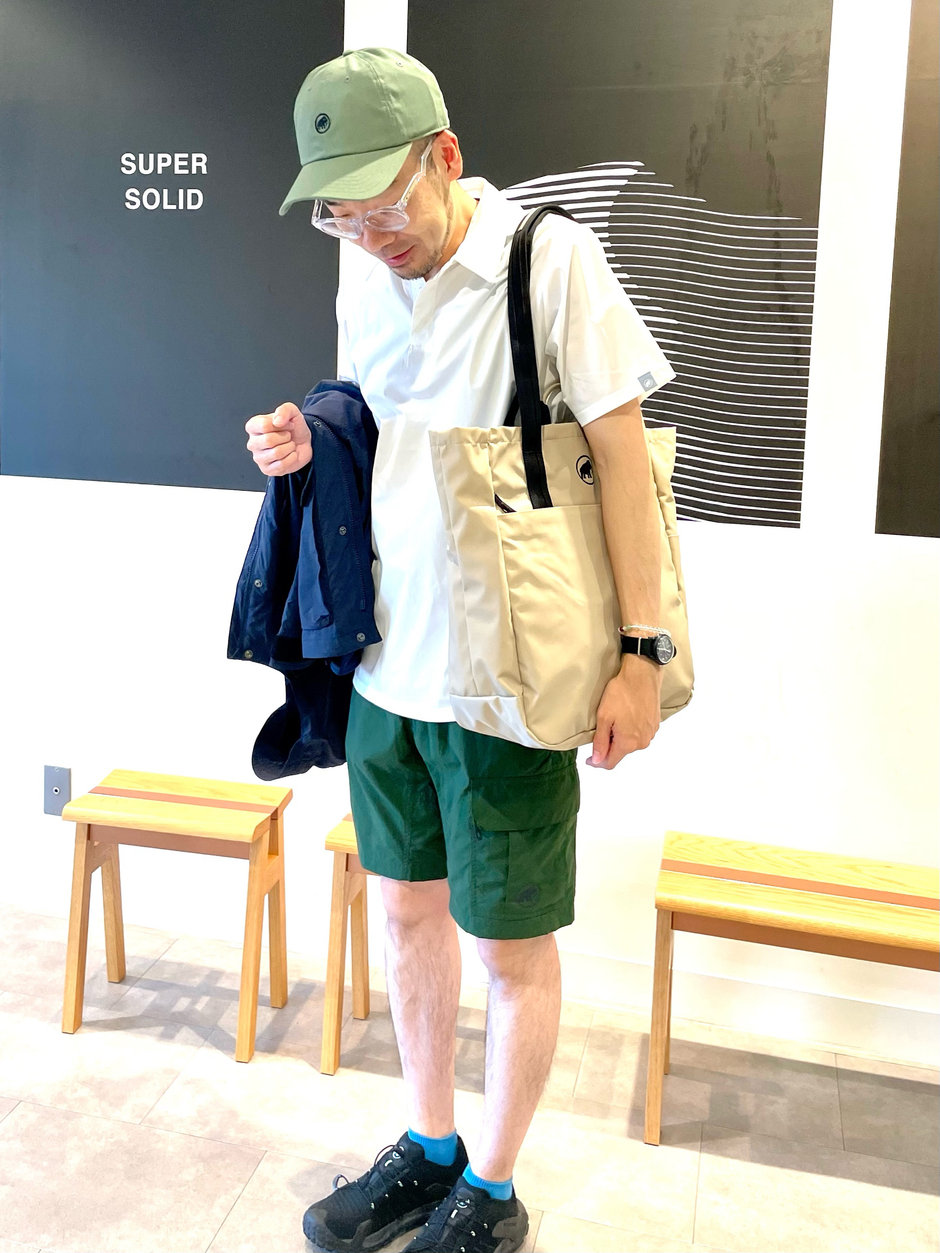 アウトドアテイストの綺麗めカジュアル E!KAWA