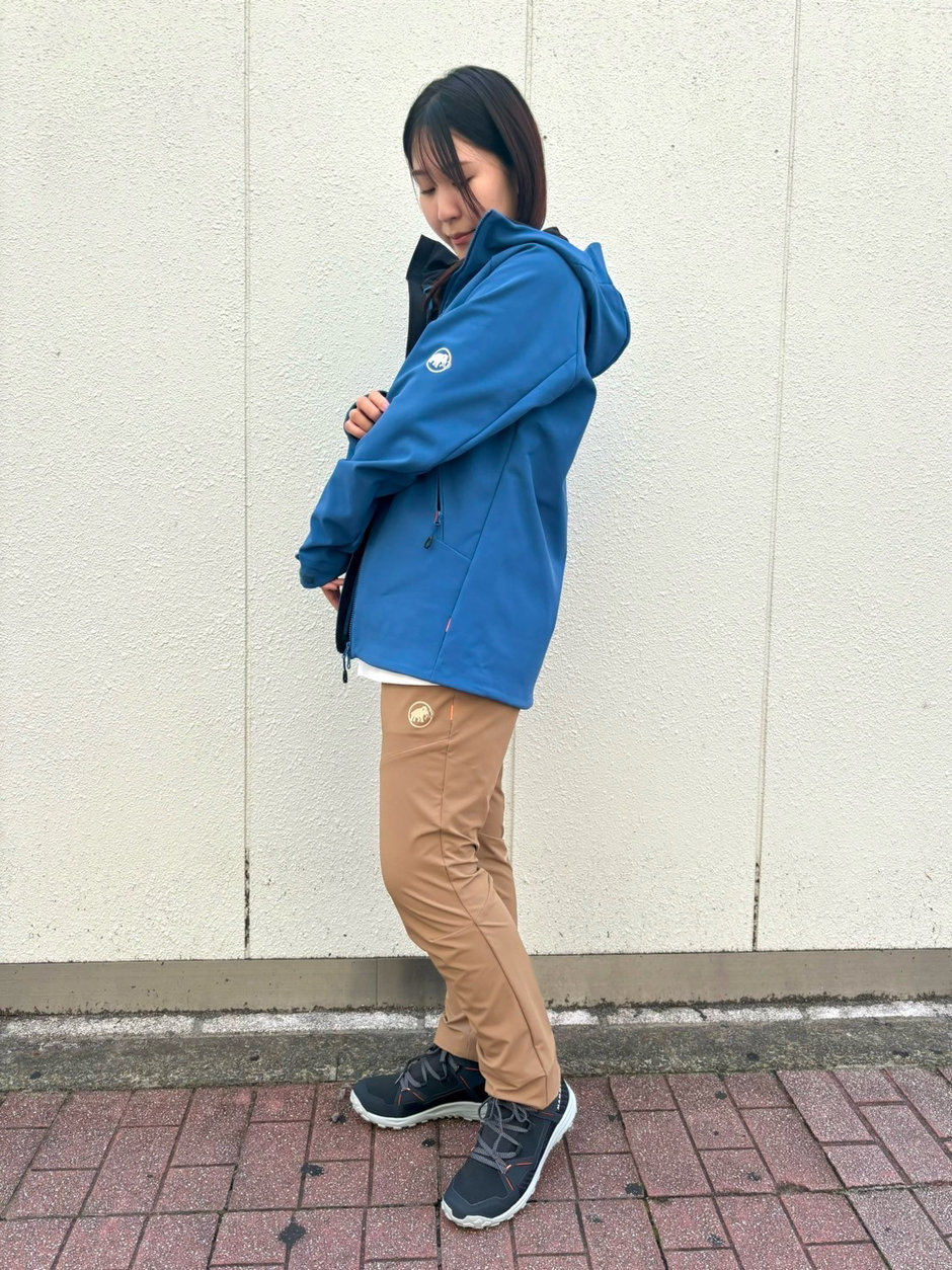 マストバイ！ジャケットコーデ aki