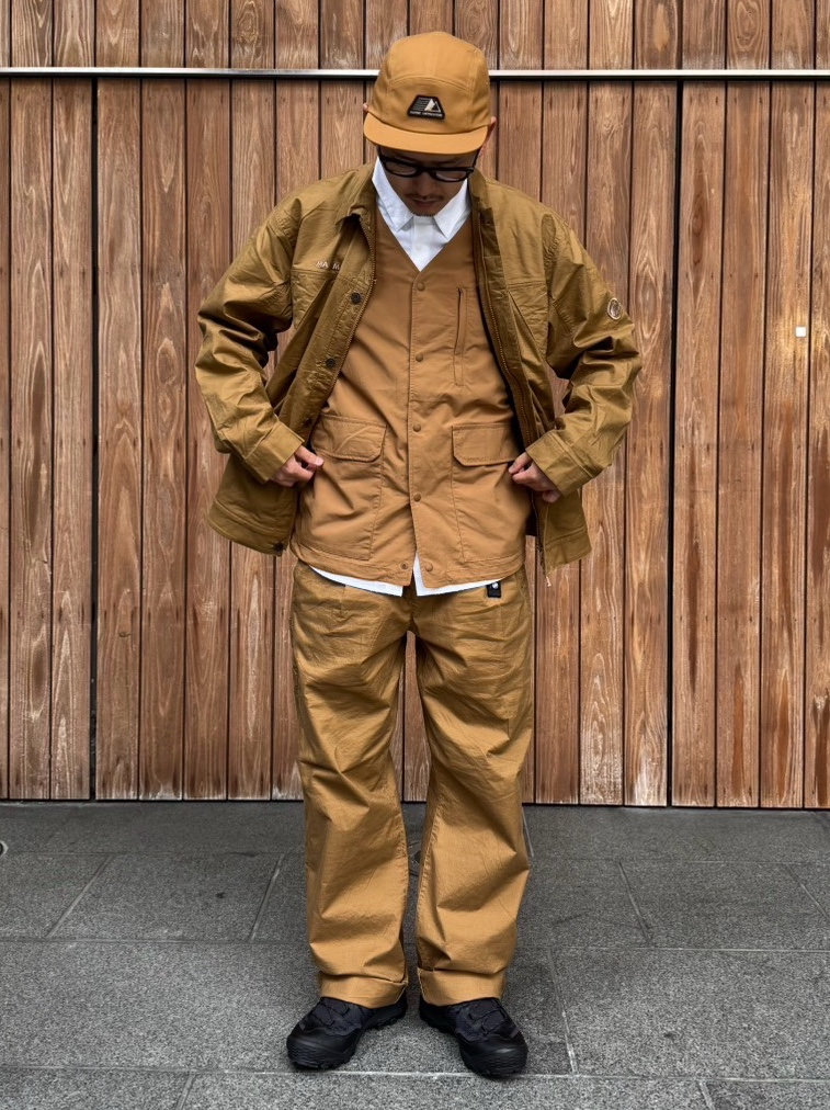 スリーピース風コーデ moga