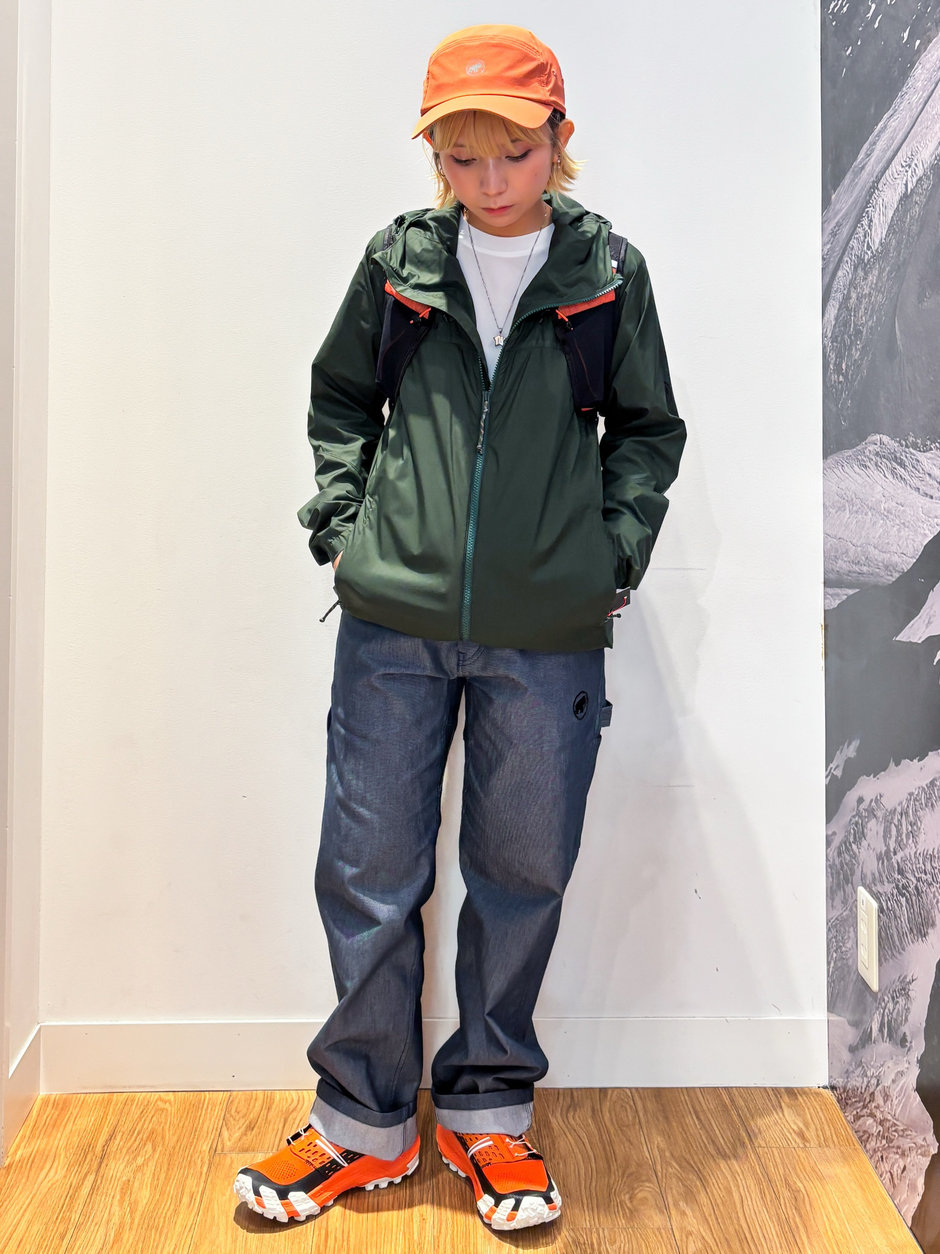 めちゃめちゃ軽〜いウィンドブレーカー ほの