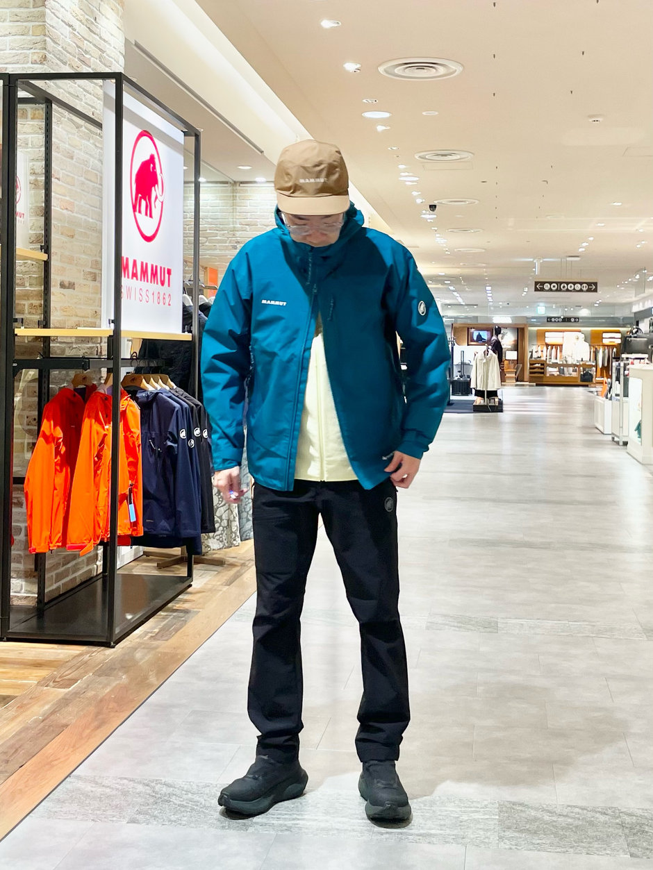 意外に合わせやすいブルー E!KAWA