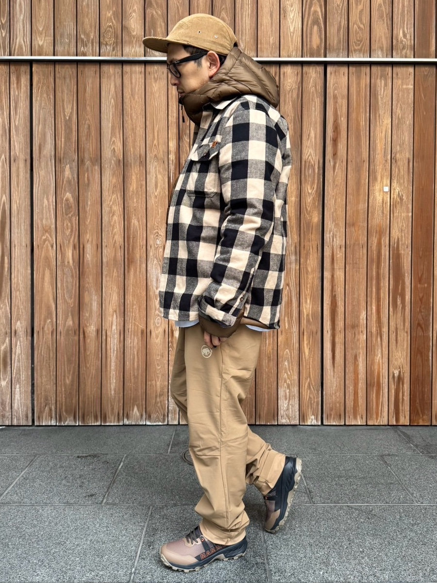 ベージュ×ブラウン moga