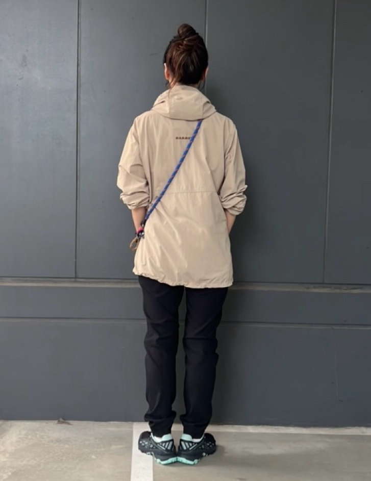 ハイキングWBフーデッドアノラック ニシハラマキ