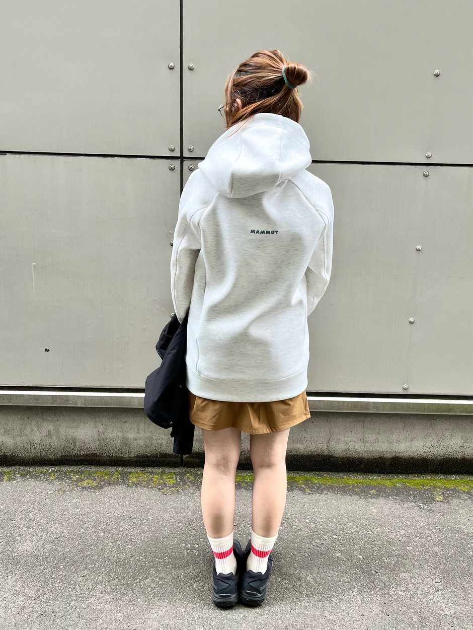 スコートをタウンユースで着る Ito