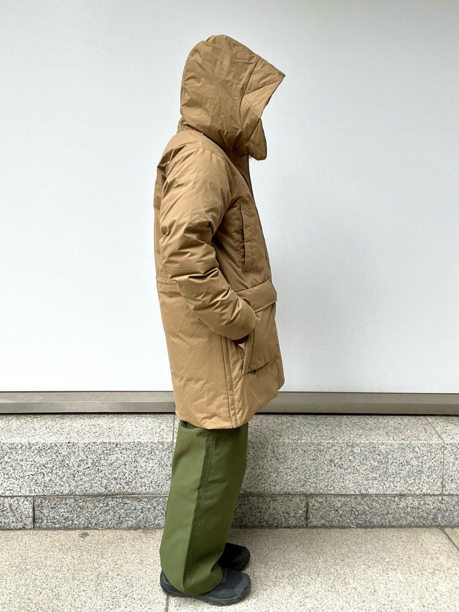 軽量極暖ダウン Ito