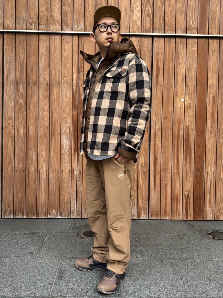 ベージュ×ブラウン moga