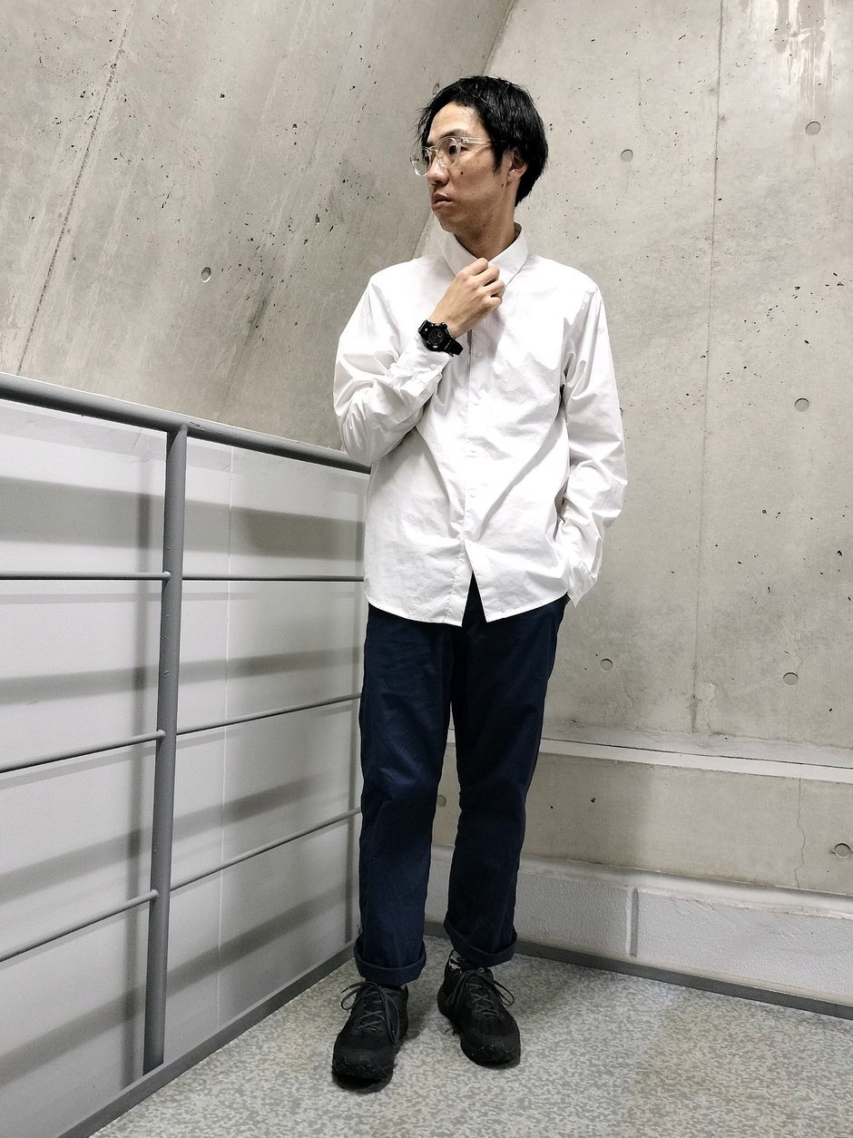 サラッとハードシェルを羽織る まえちゃん