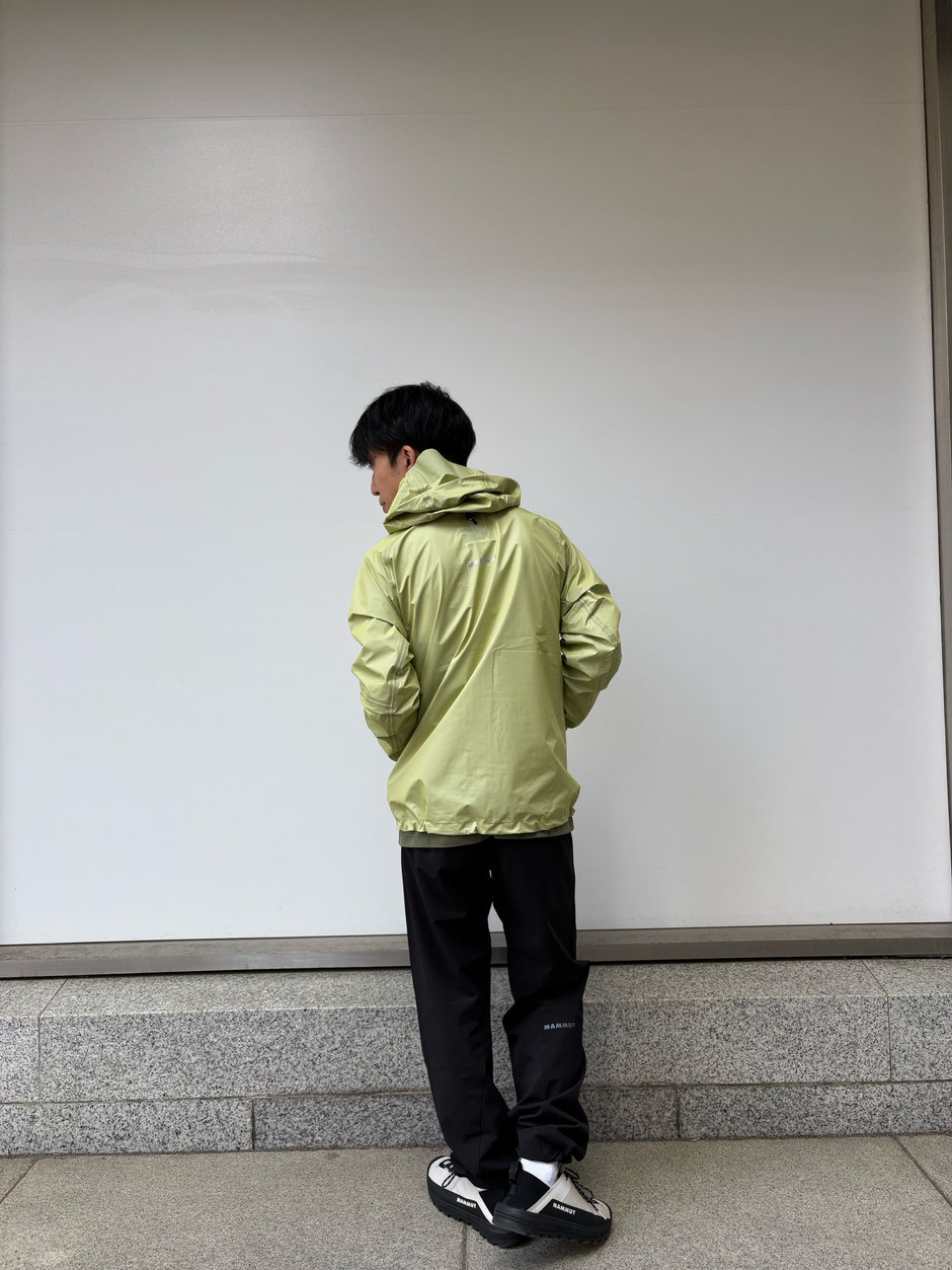 超軽量ハードシェルジャケット Kawamura