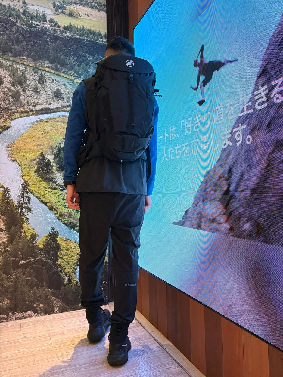 春山を意識した軽快レイヤリング E!KAWA