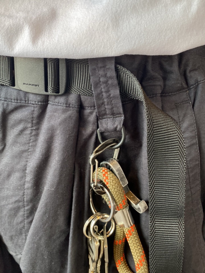 オールブラックコーデ JUNJIMAN