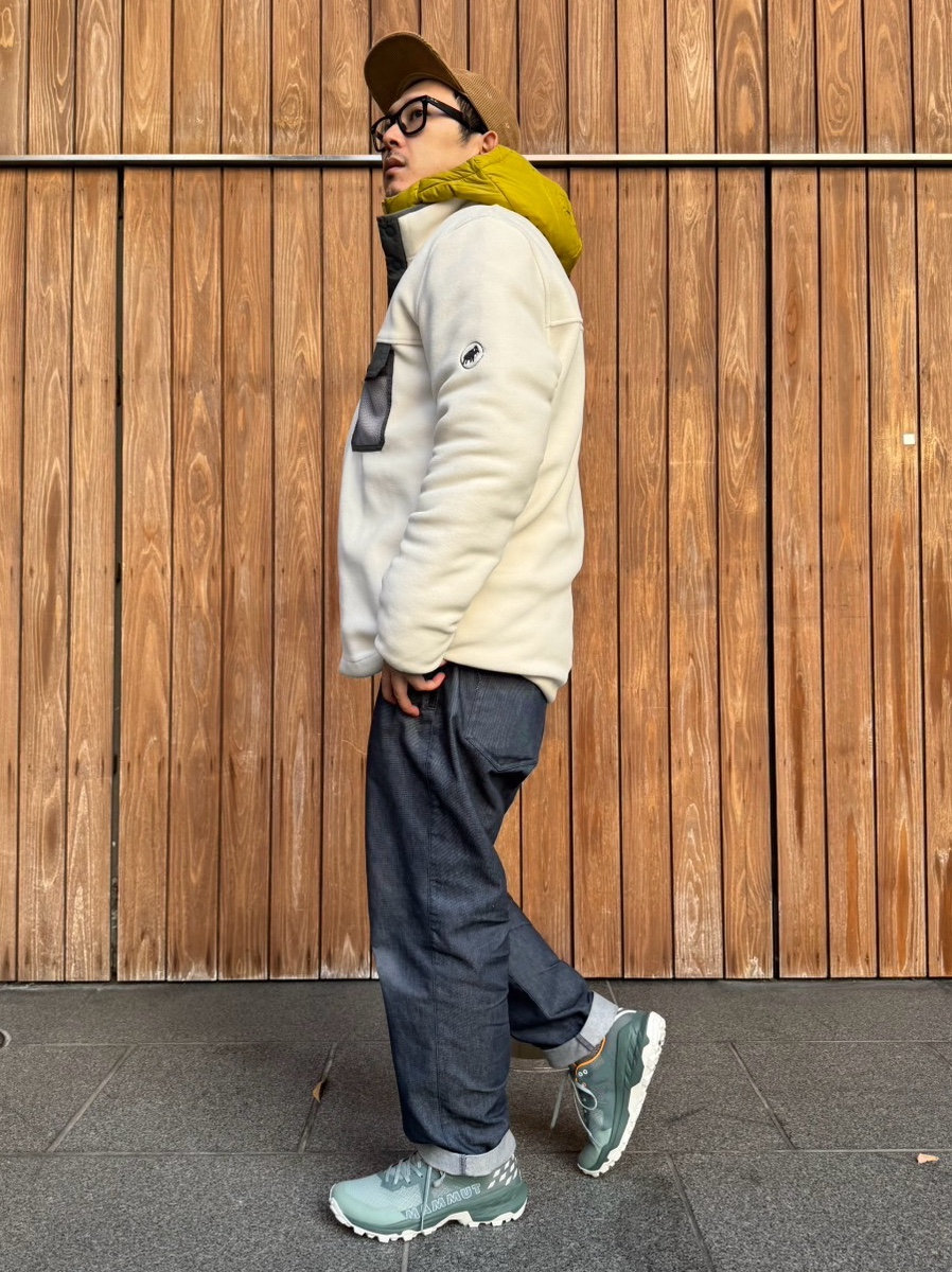 新作フリースコーデ moga