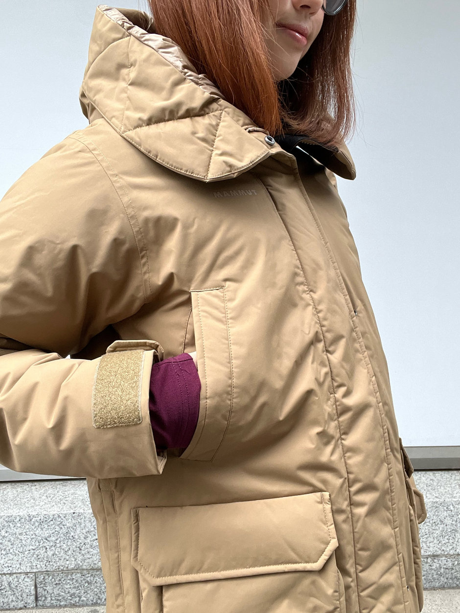 軽量極暖ダウン Ito