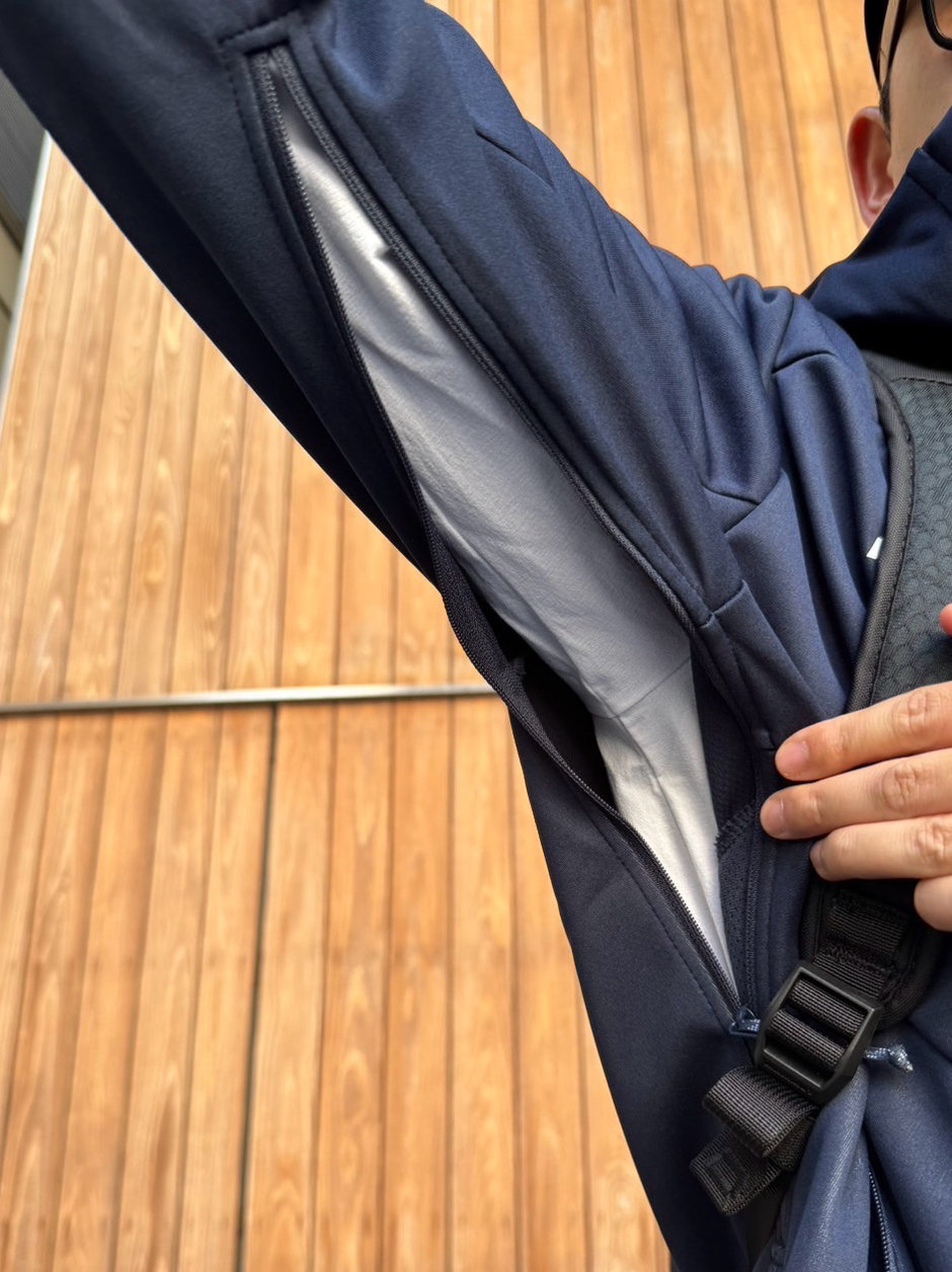 トレッキングコーデ moga