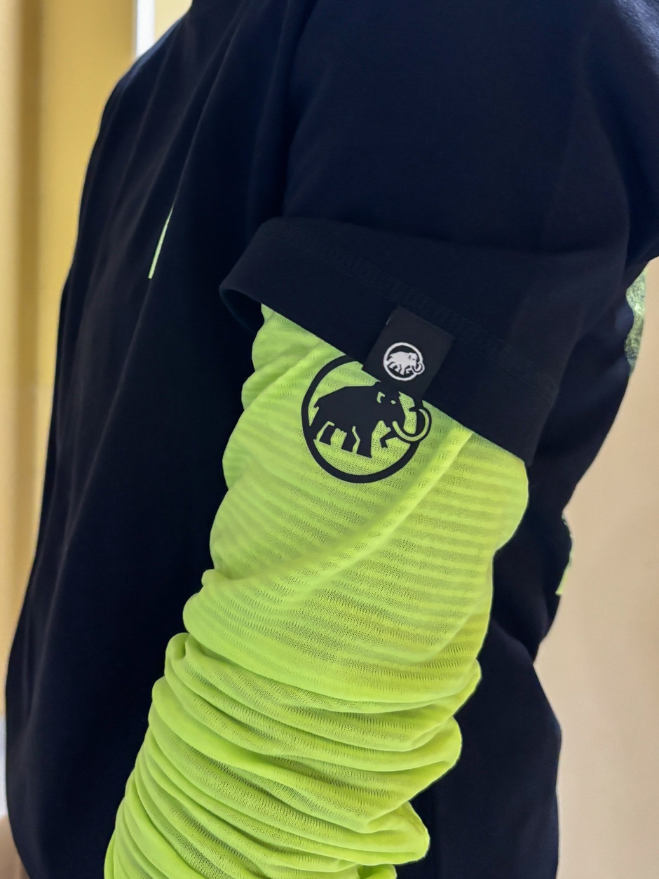 ライムグリーンが主役のコーディネート ほの