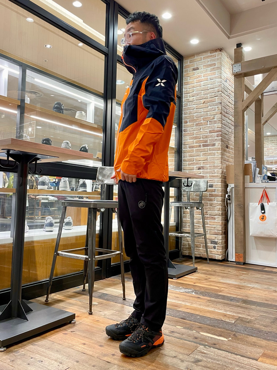 MAMMUT 最高峰シリーズジャケット E!KAWA