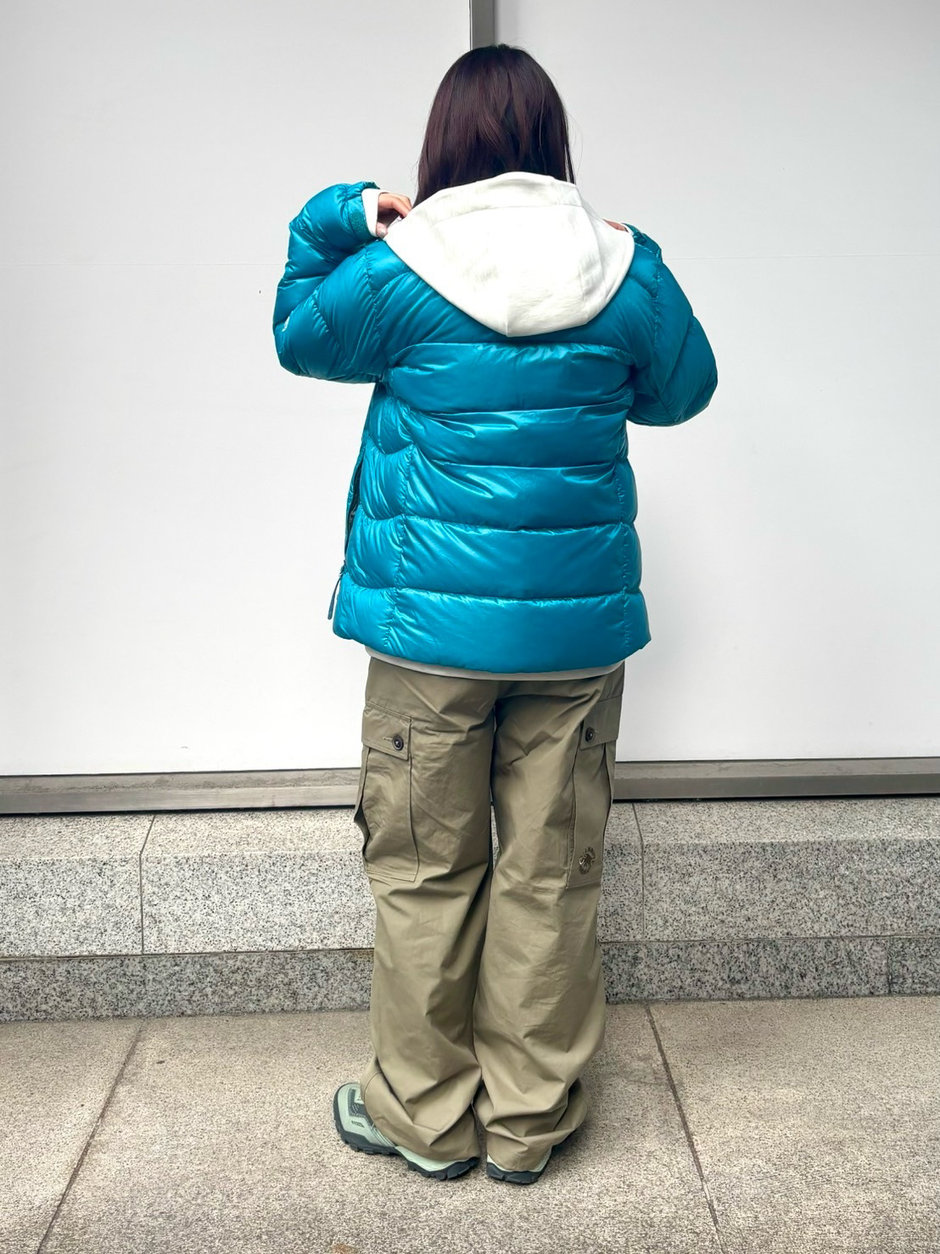 便利なフードレスダウン aki