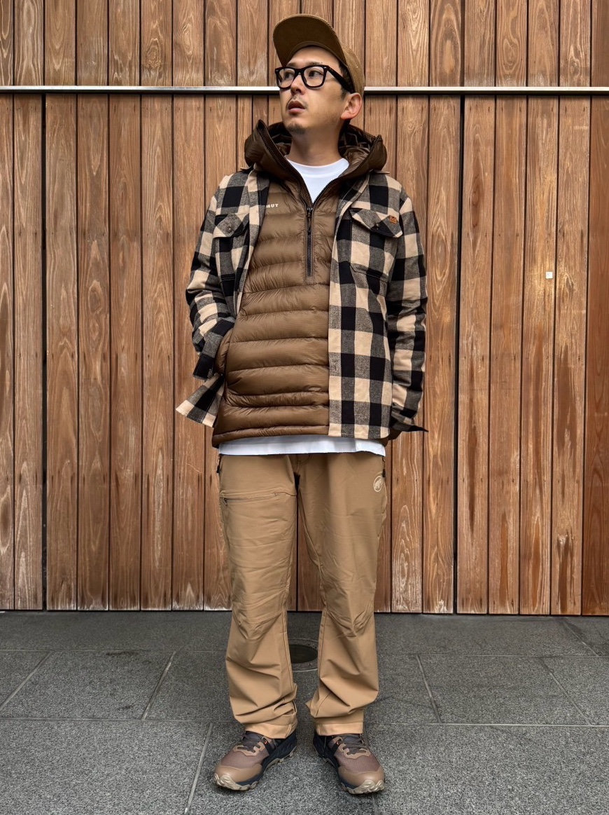 ベージュ×ブラウン moga