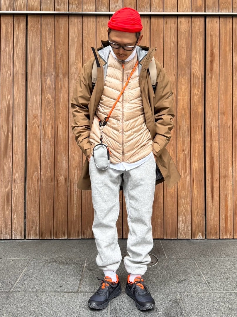 beige × gray ×Orange moga
