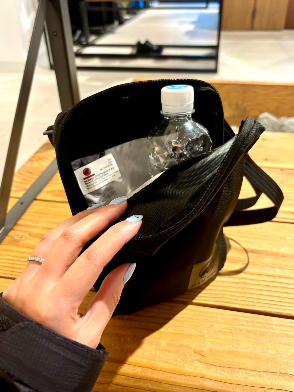 ブラック×イエロー aki