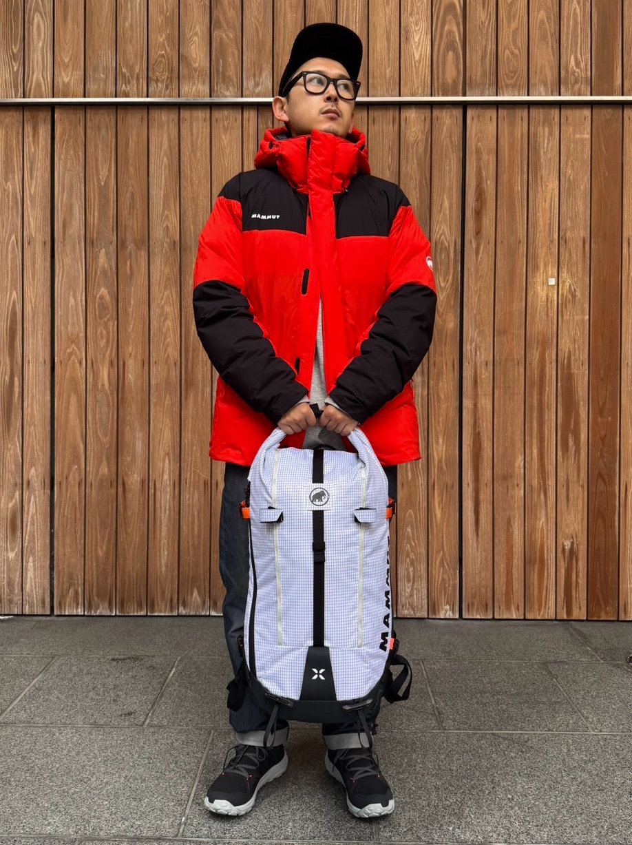 マムートレッドコーデ moga