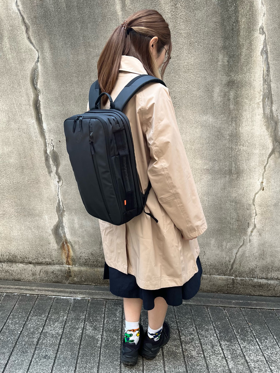 春のオフィスカジュアルコーデ Ito