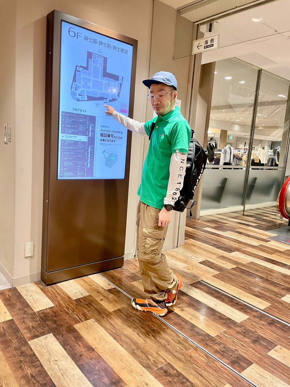 ダッフルバックを背負って。 E!KAWA