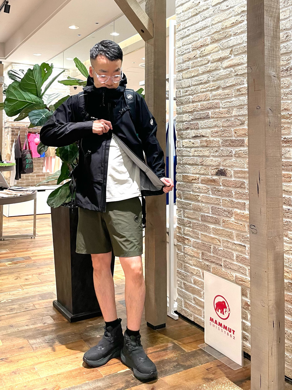 夏山ハイキングにもハードシェルを！ E!KAWA