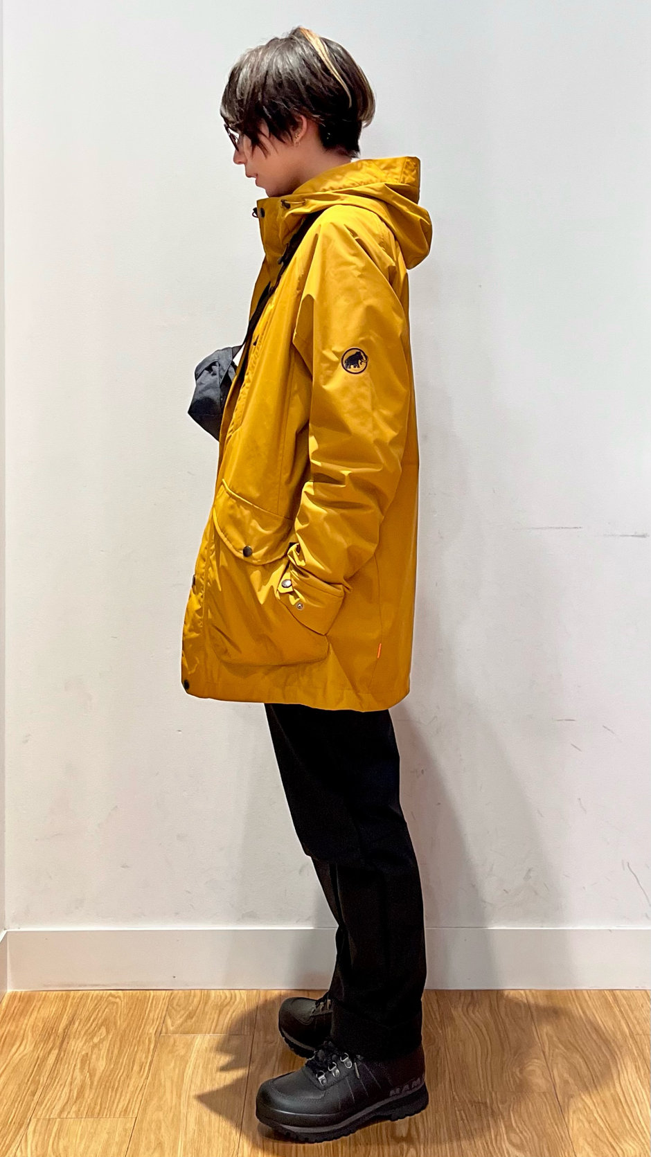 主役になるマウンテンパーカー ほの