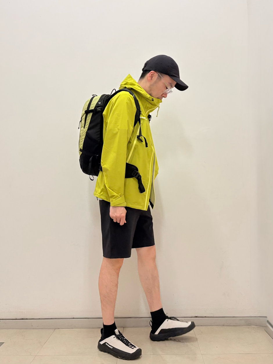 神戸の低山ハイキングを快適に楽しむアクティブスタイル E!KAWA