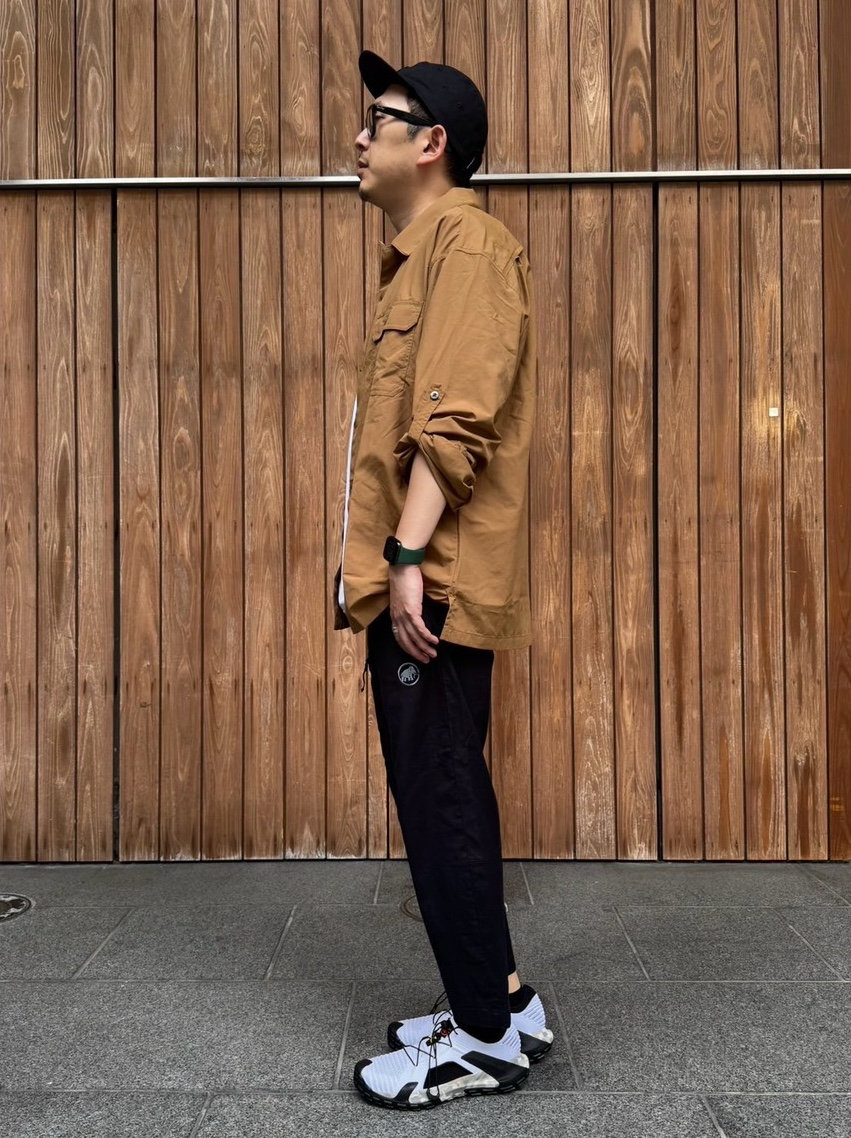 ブラウン×ブラック moga