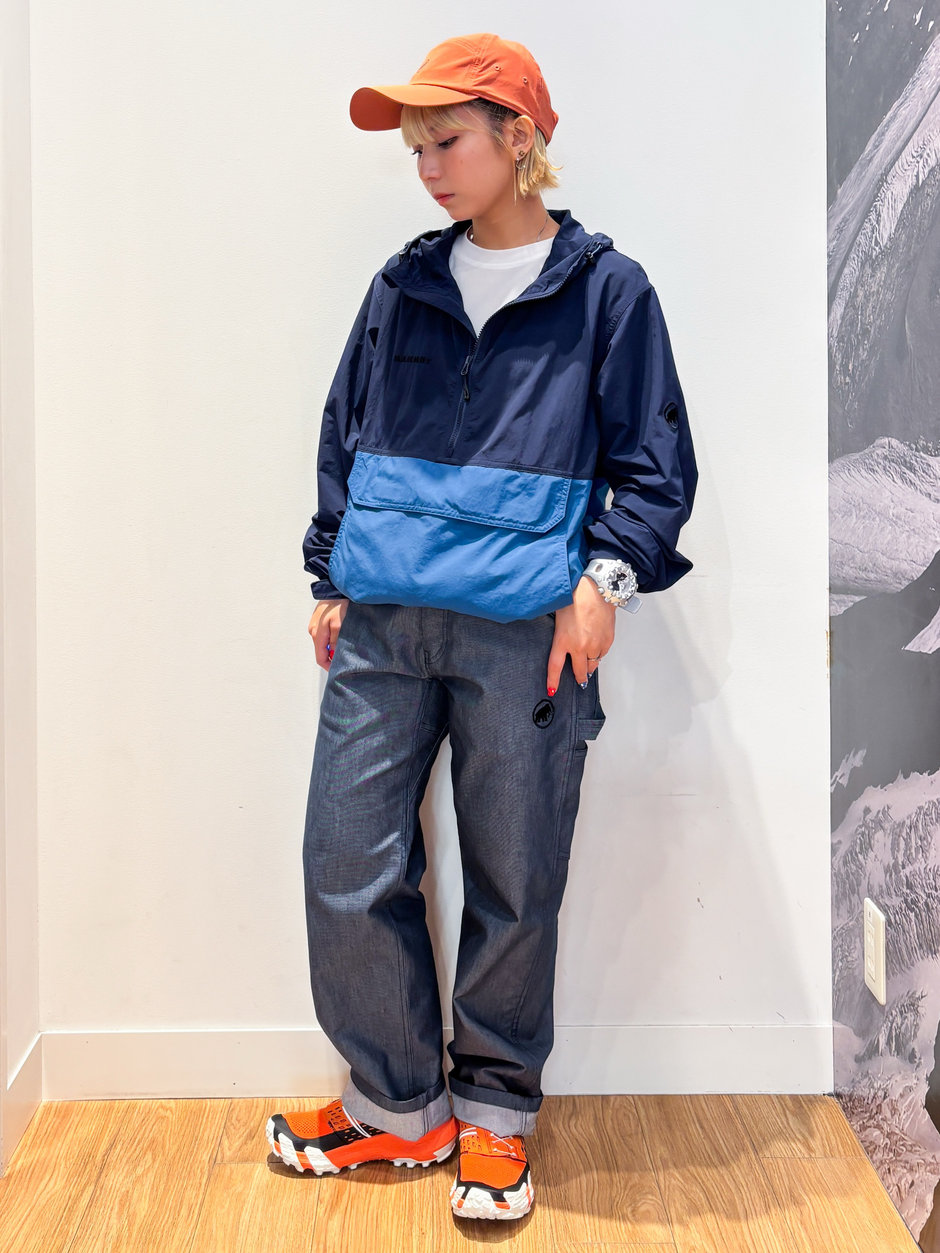 ハーフジップのウィンドブレーカー ほの