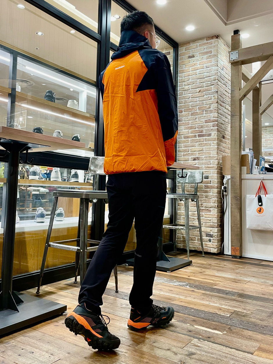 MAMMUT 最高峰シリーズジャケット E!KAWA