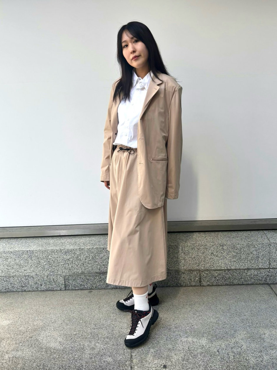  aki コーディネート画像