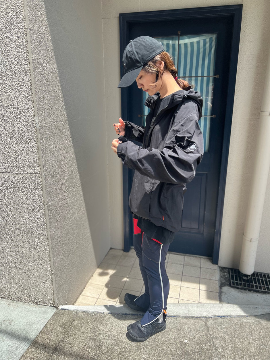 快適ボトムで休日もアクティブに ニシハラマキ