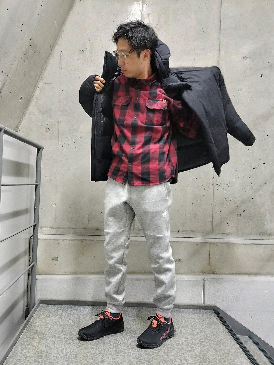 ダウン+スウェットパンツ まえちゃん