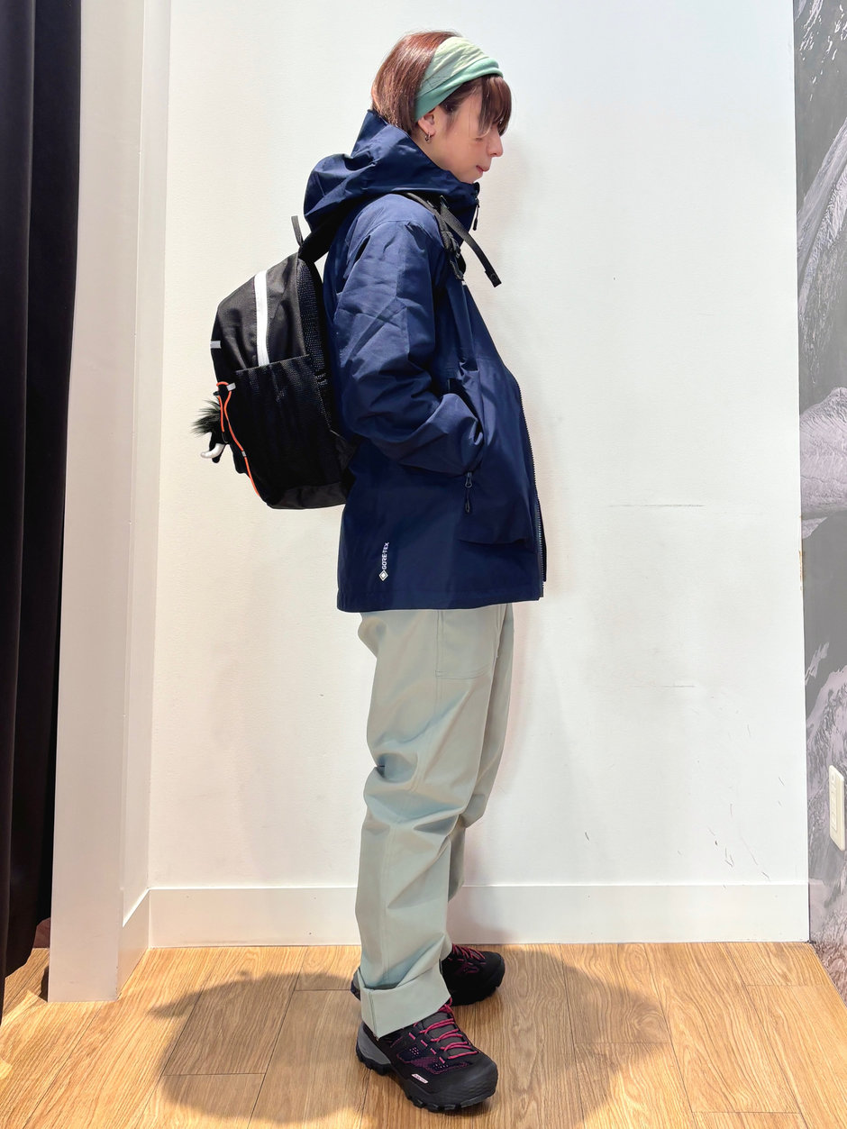 ちょっと軽くハイキングへ ほの