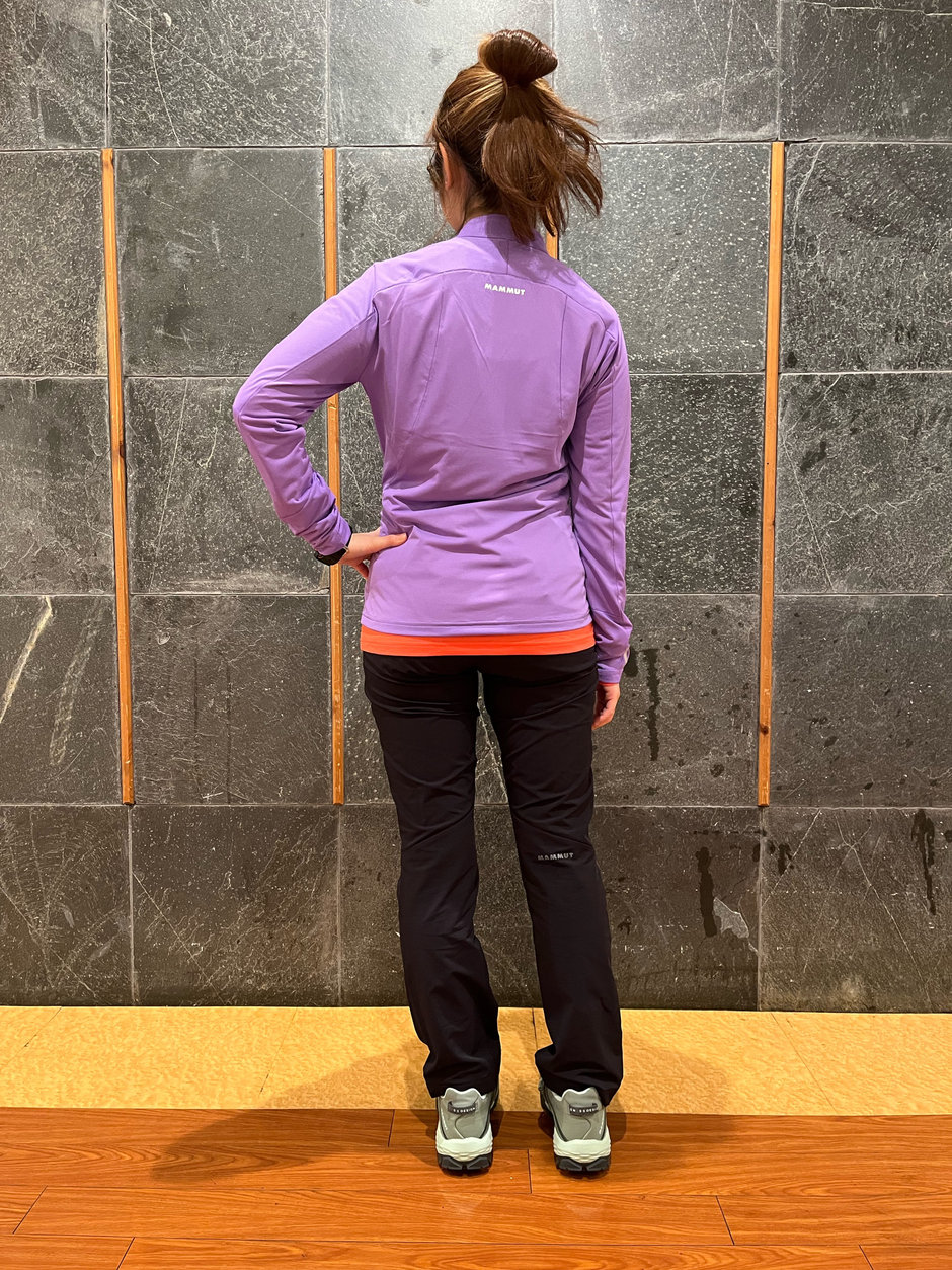 ビビットカラーコーデ Ito