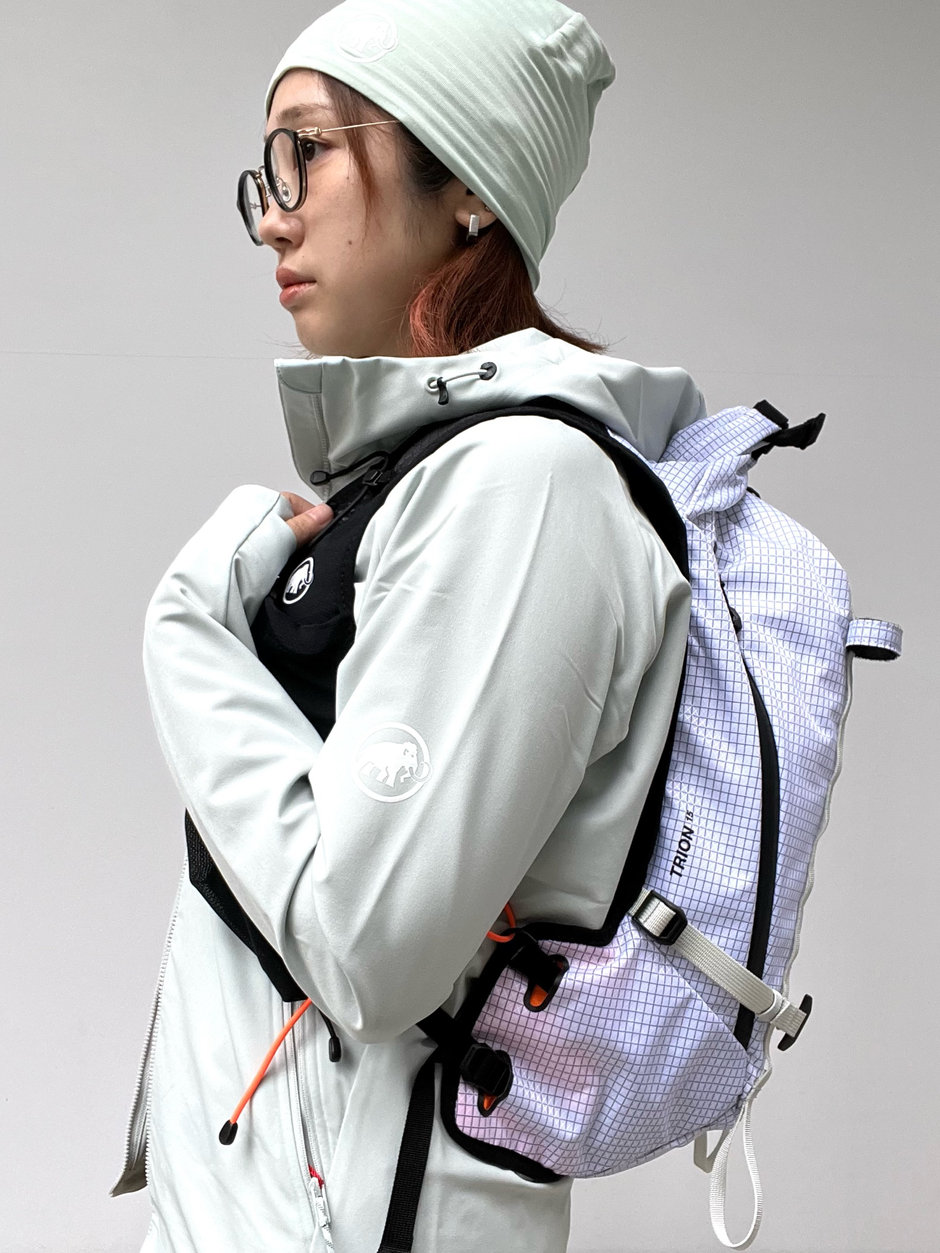 秋、スポーティ Ito