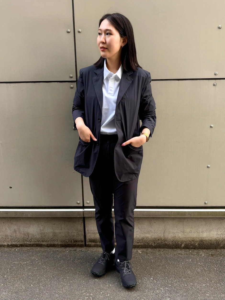 王道！ビジネスコーデ aki