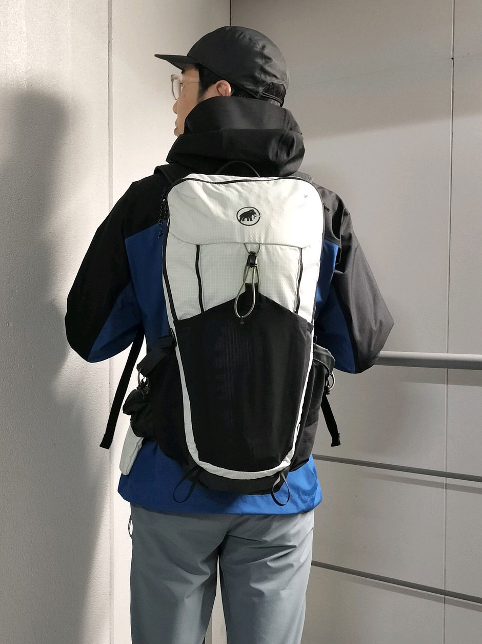 新色で決める！ハイキングスタイル まえちゃん