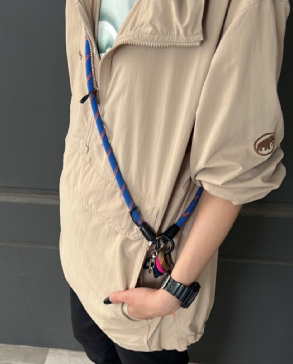 ハイキングWBフーデッドアノラック ニシハラマキ